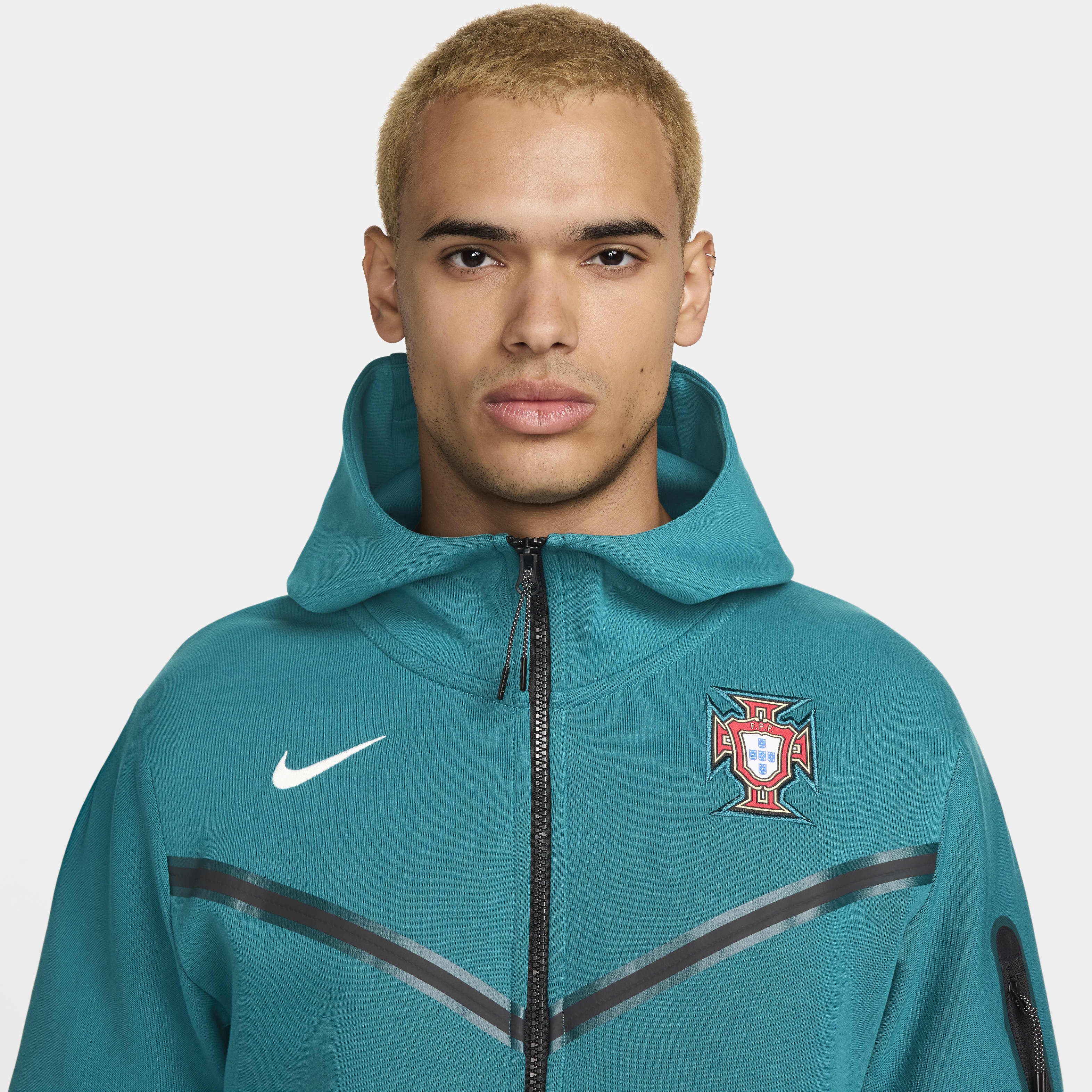 Nike portugal tech fleece on sale